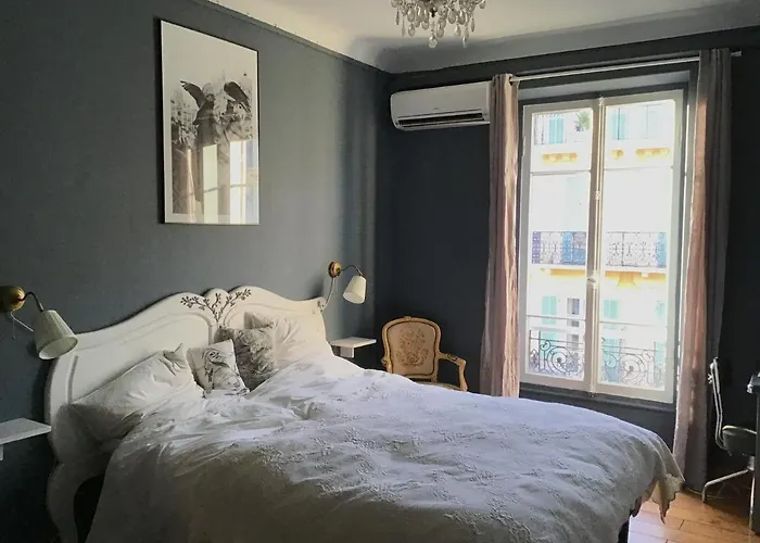 Modern, Traditional , Bright And Stylish Nizza